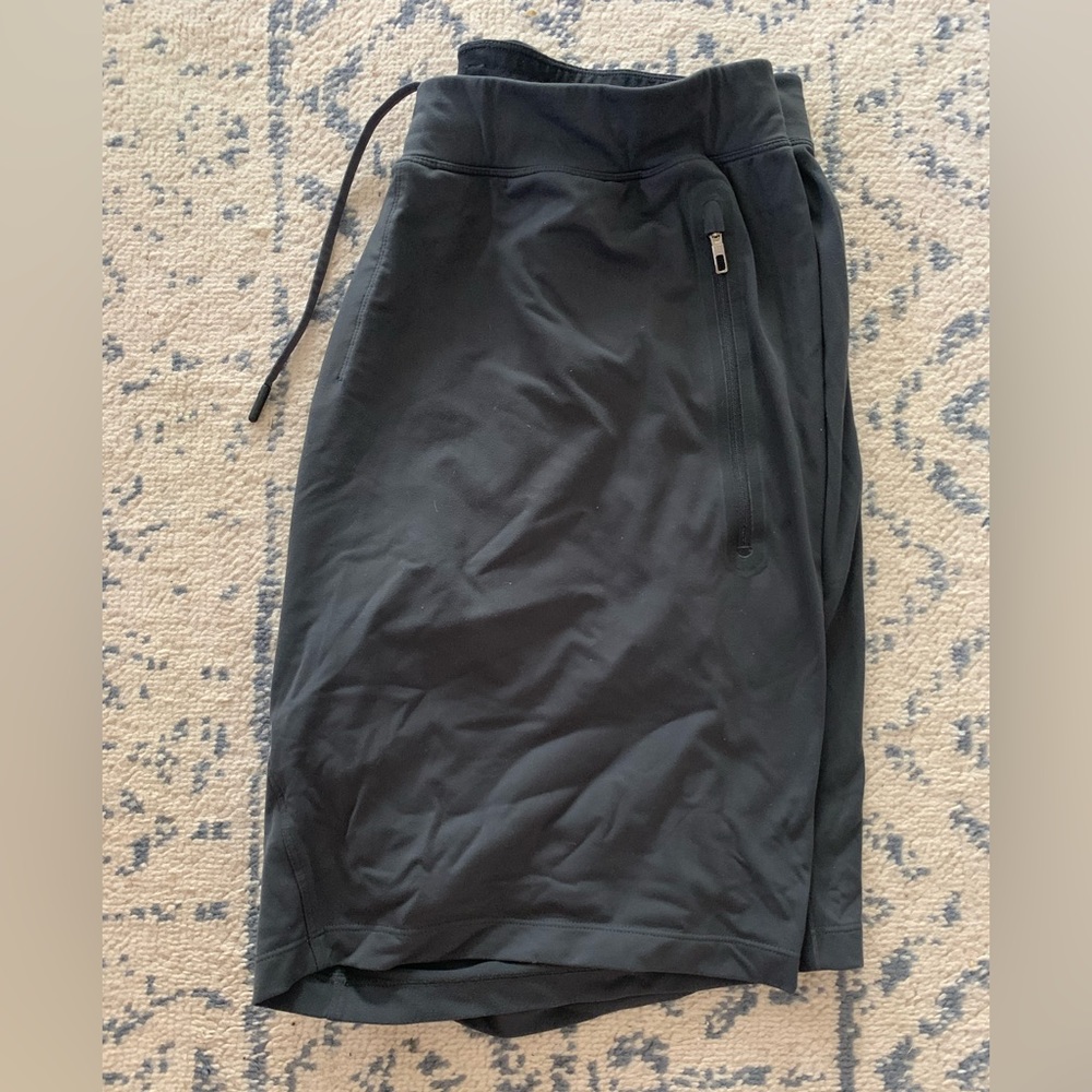 Lululemon 9” shorts